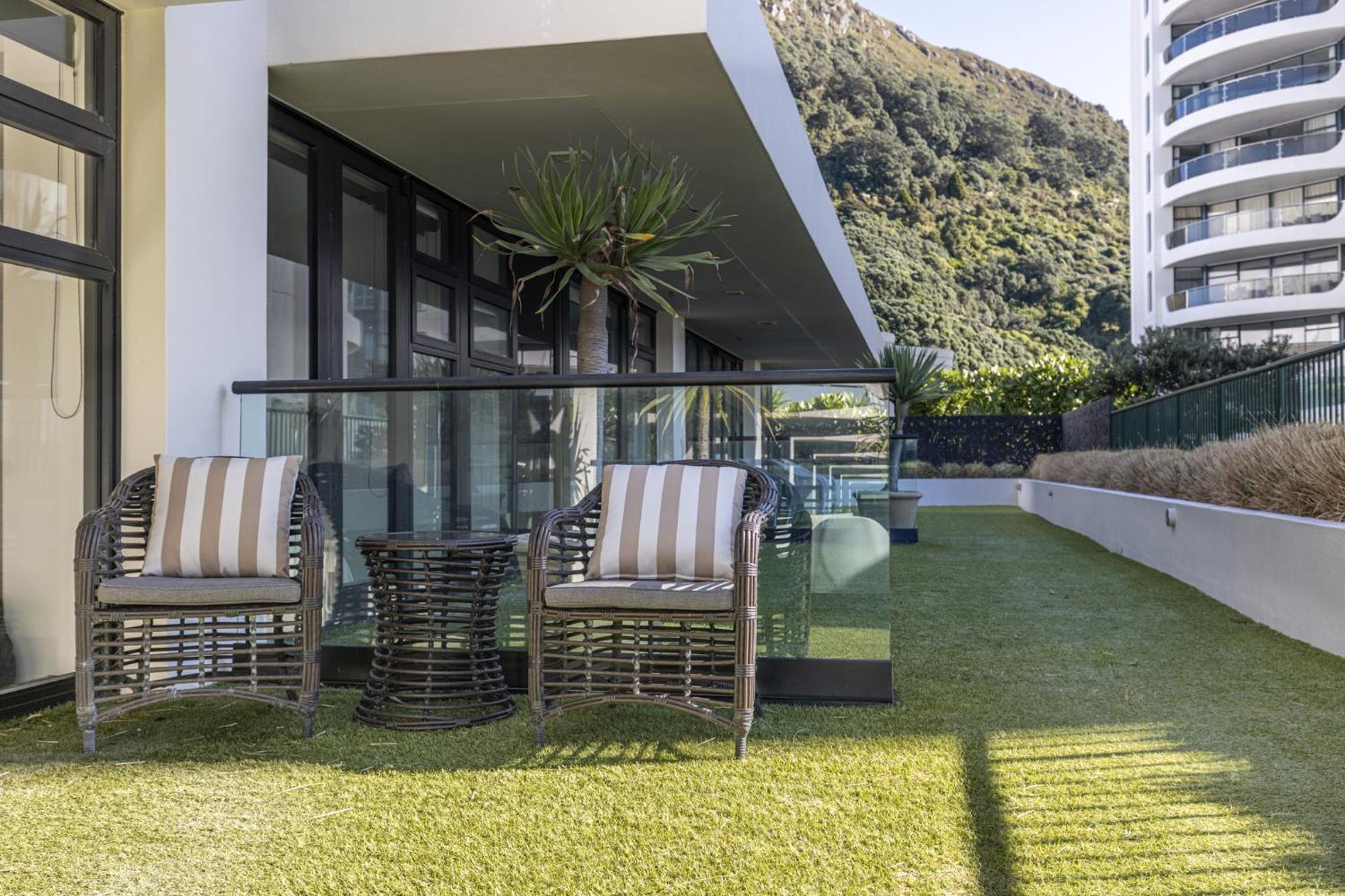 Апартаменты Seaside At Eleven Mt Maunganui Маунт-Маунгани Экстерьер фото